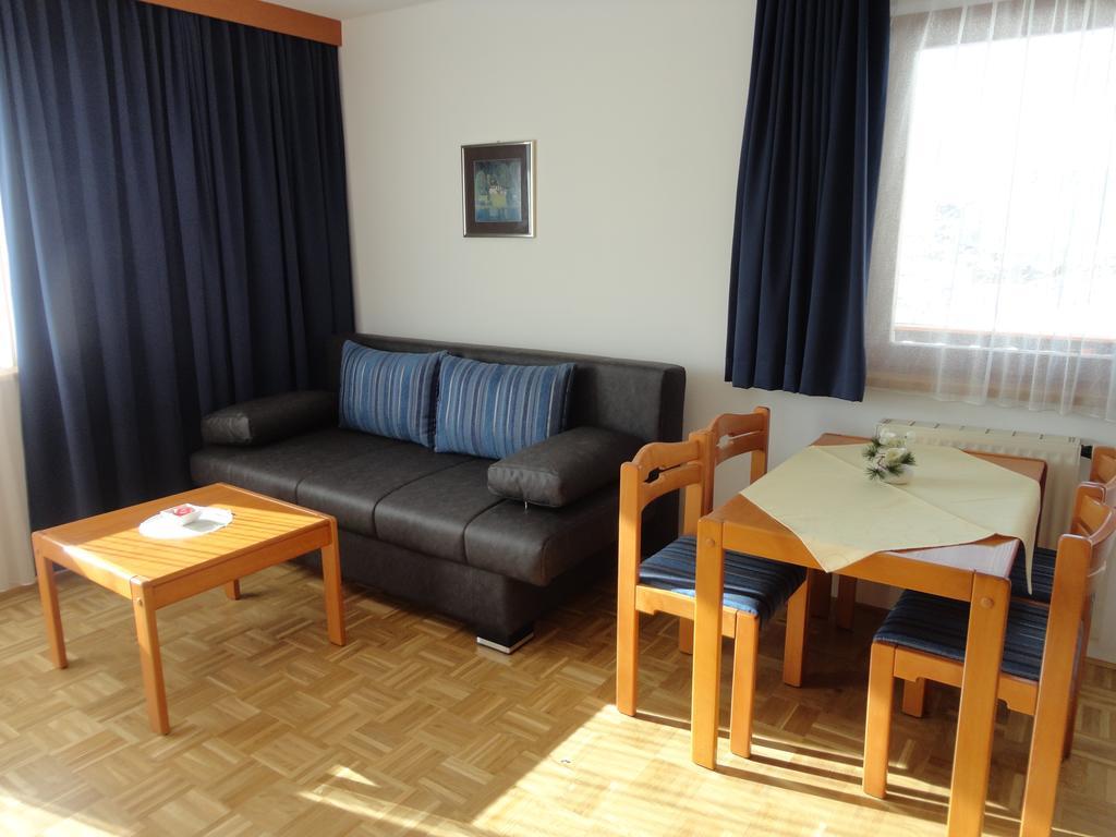 Panoramablickhotel - Lakeview Apartments أنينهايم المظهر الخارجي الصورة