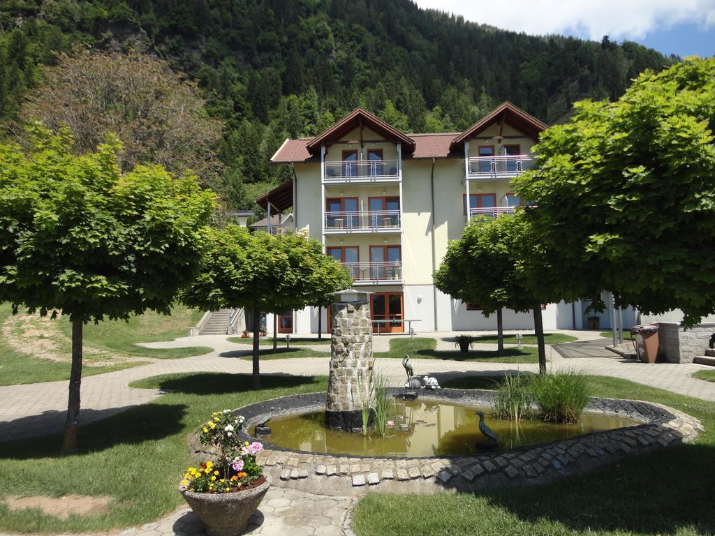 Panoramablickhotel - Lakeview Apartments أنينهايم المظهر الخارجي الصورة